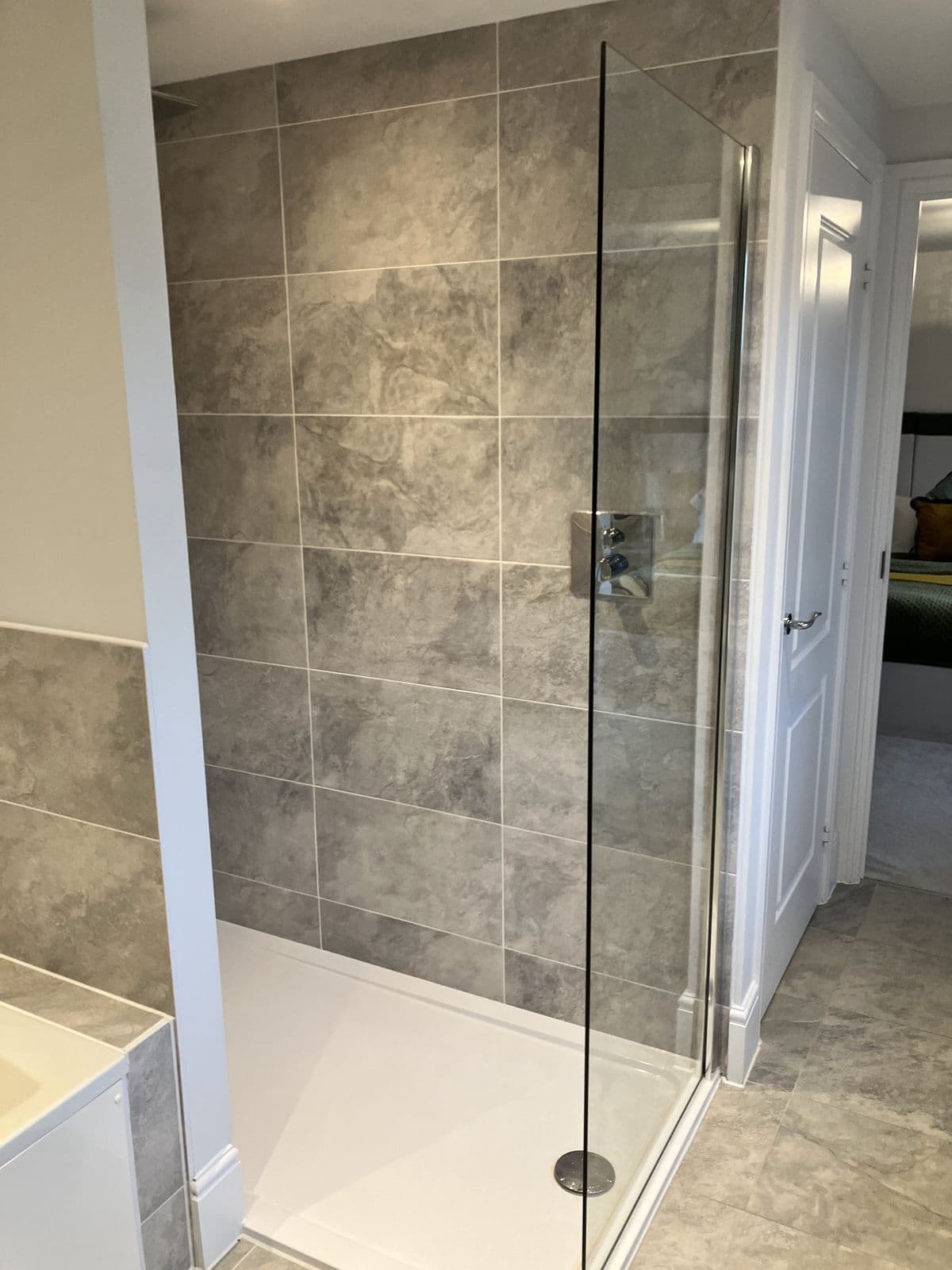 Recent Maycor bathroom project - wall-hung vanity unit with mirror