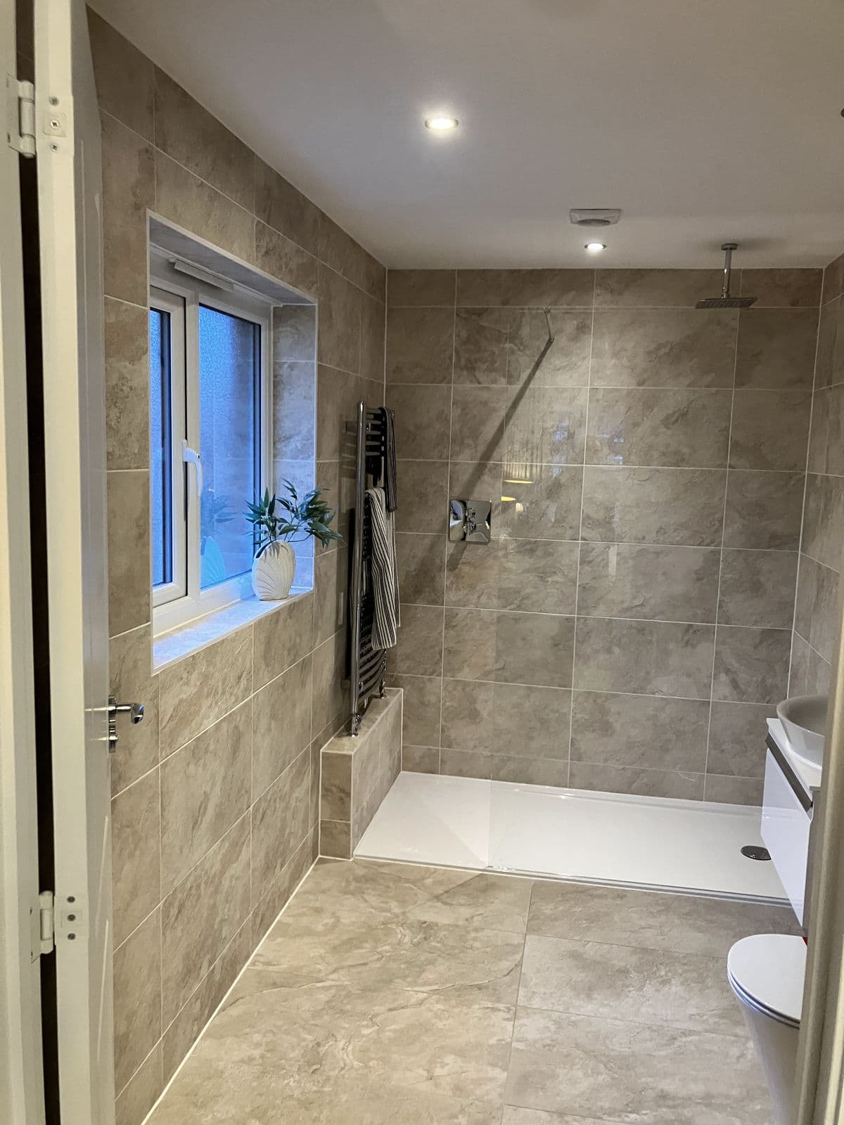Recent Maycor bathroom project - vanity unit with countertop basin