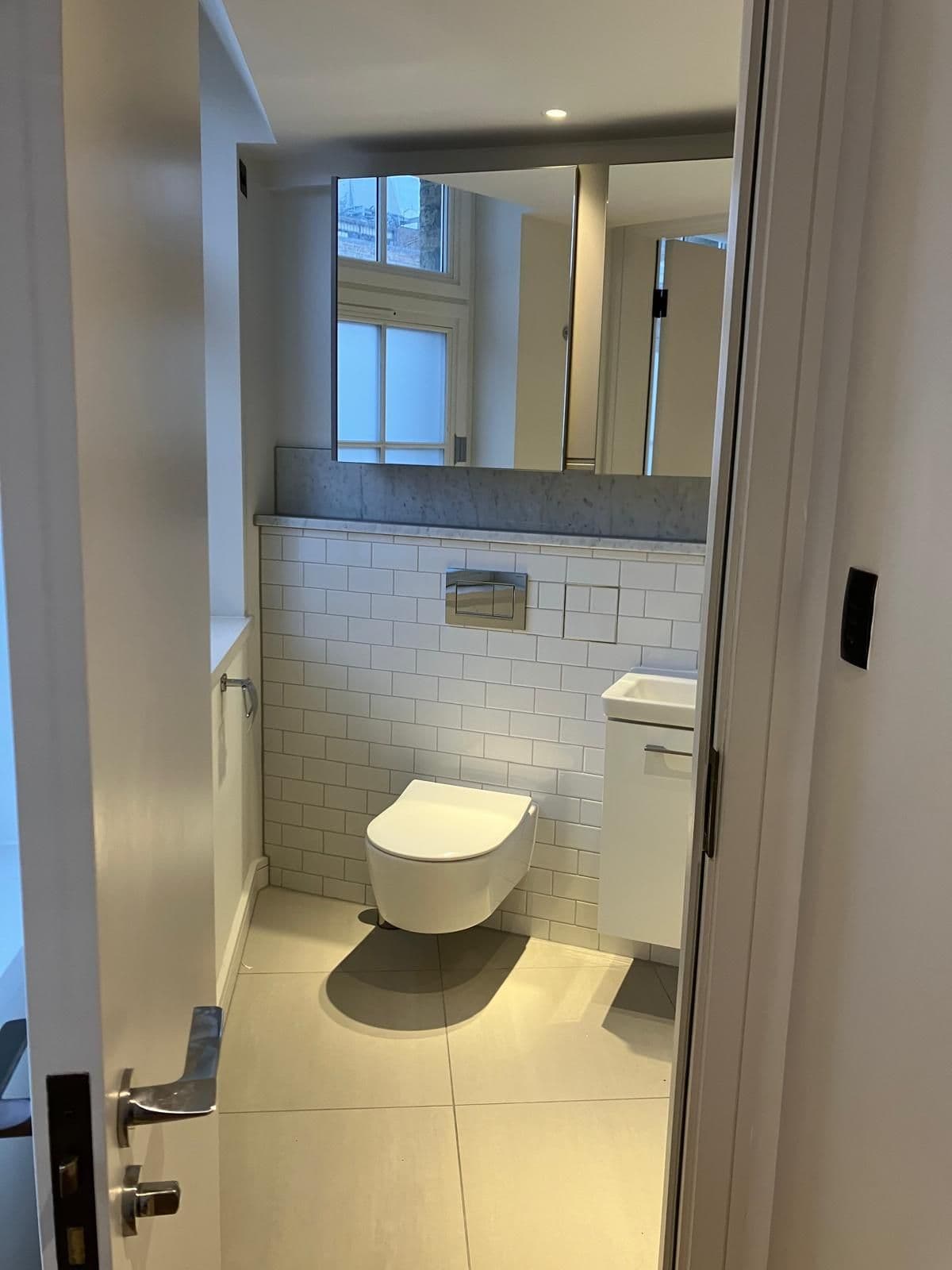 London bathroom refurbishment - wall-hung vanity unit with mirror