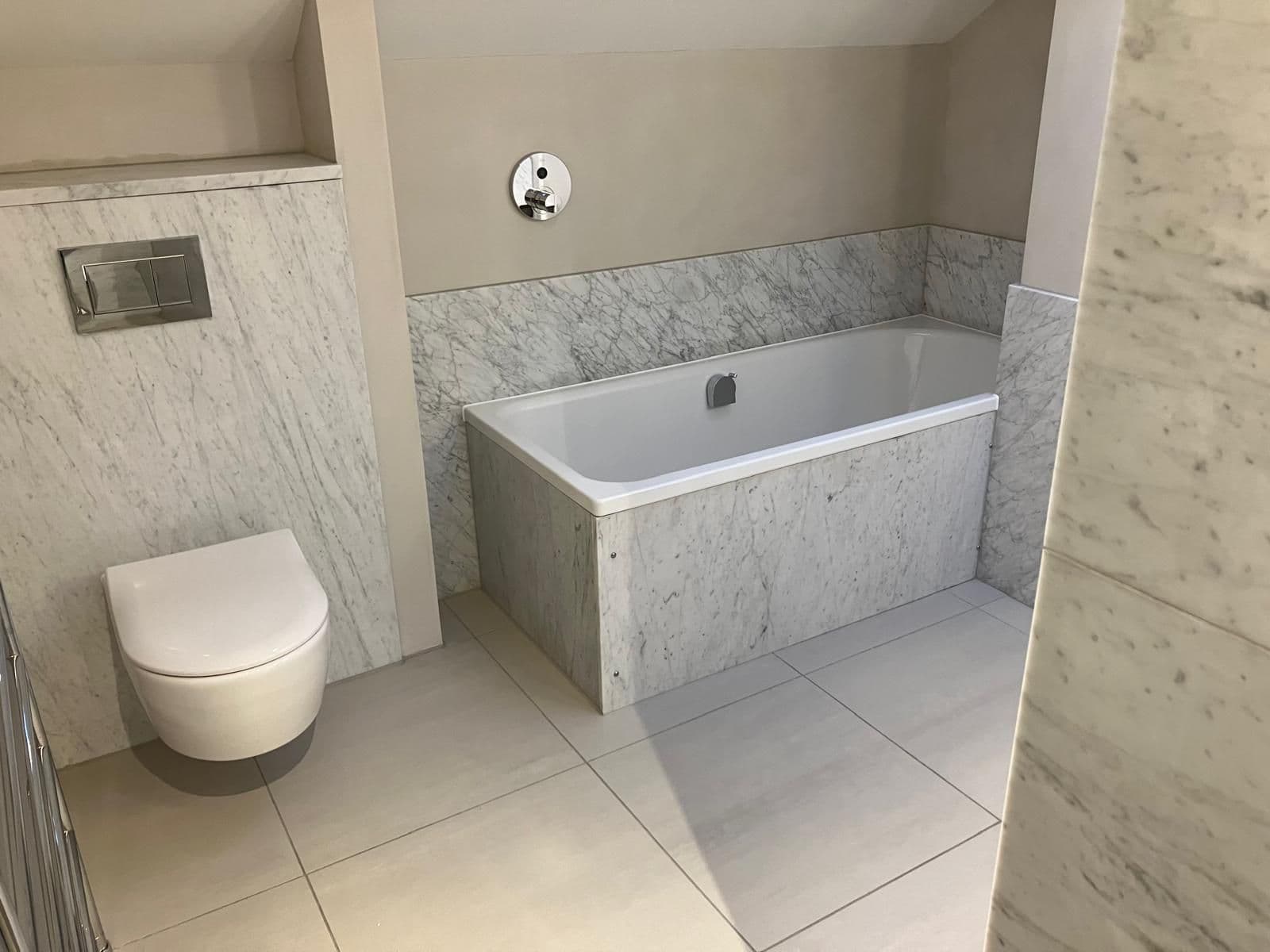 London bathroom refurbishment - curved shower screen and mirror